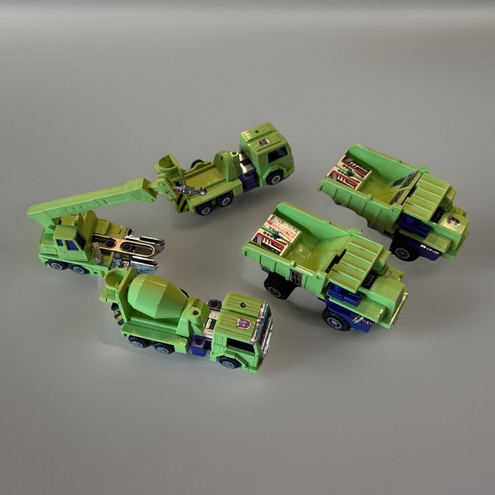Transformer G1 Devastator Constructions 1984 Parts Incomplete Rare